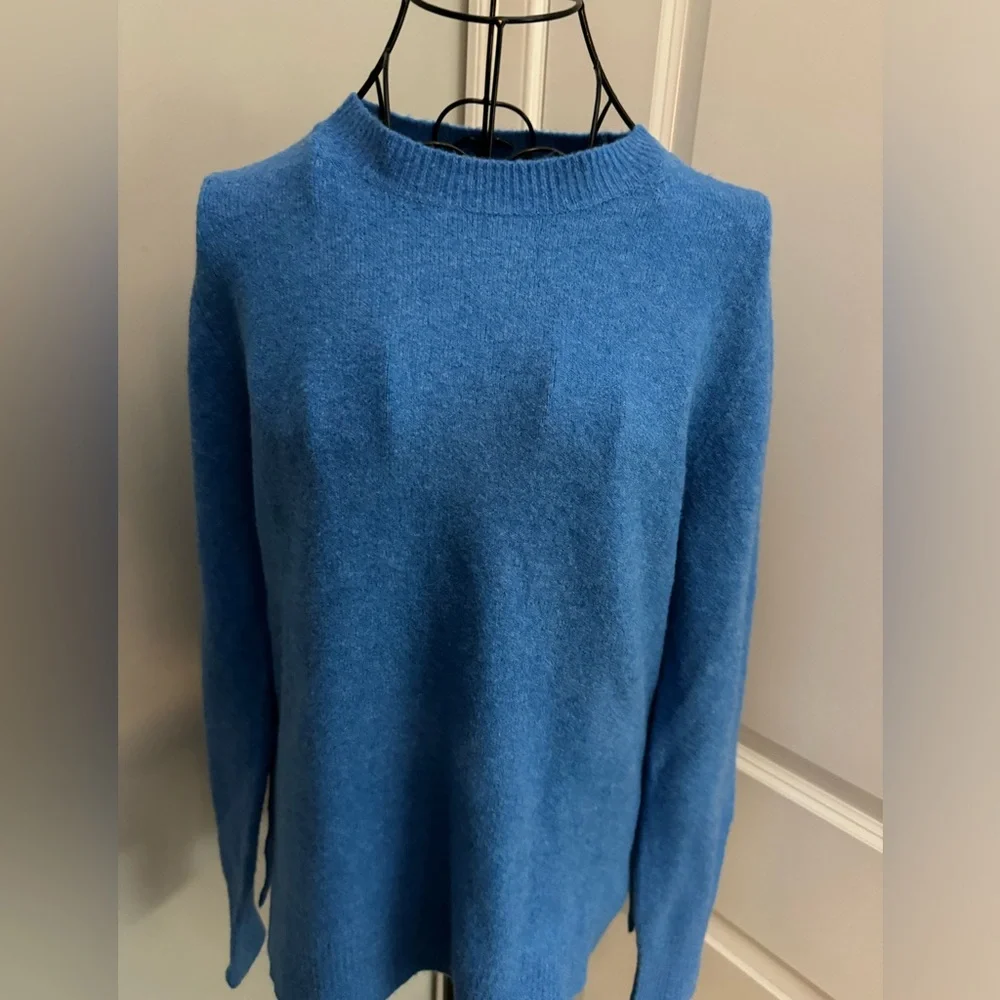 NWT J. Crew Pullover Sweater in Blue Size Small